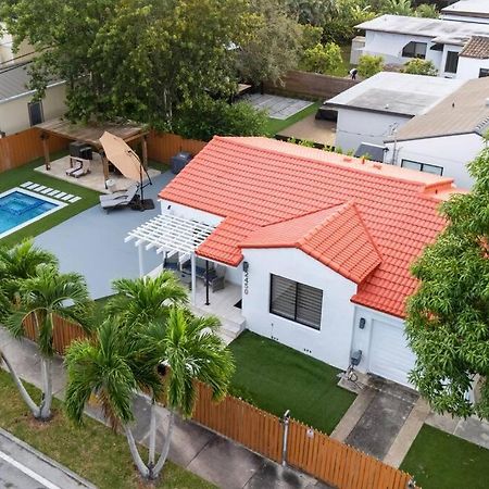 Luxury Retreat 3B ,2Ba Pool , Coral Gables Center Villa Маями Екстериор снимка