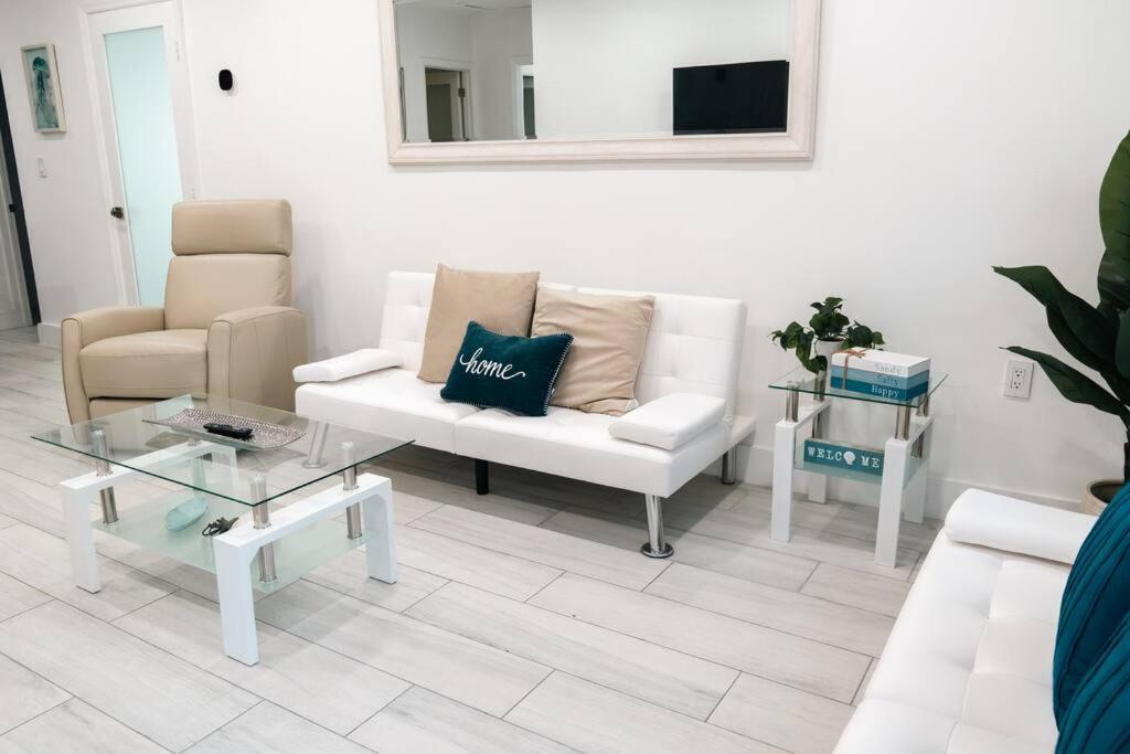 Luxury Retreat 3B ,2Ba Pool , Coral Gables Center Villa Маями Екстериор снимка