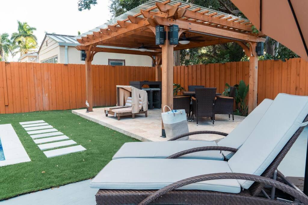 Luxury Retreat 3B ,2Ba Pool , Coral Gables Center Villa Маями Екстериор снимка